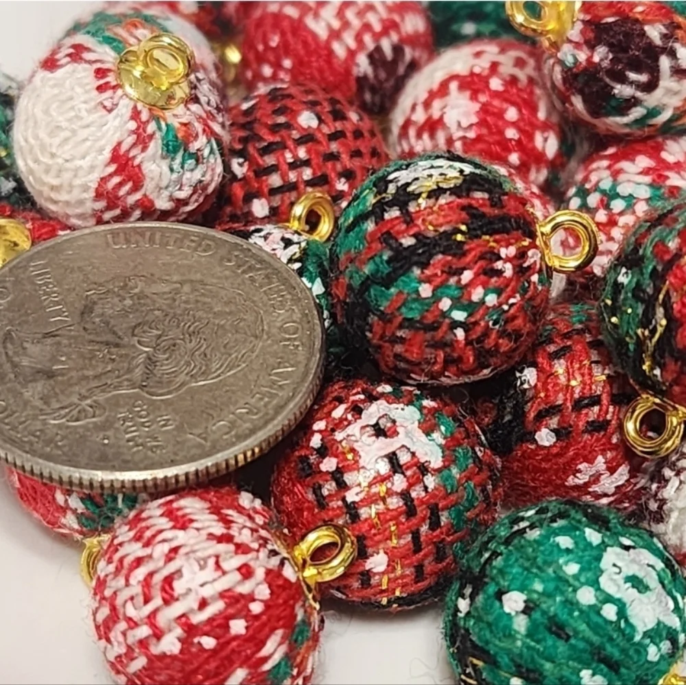 Christmas Pendant‎ Beads Xmas Holiday Sweater Jewelry Making Crafts Multicolor
